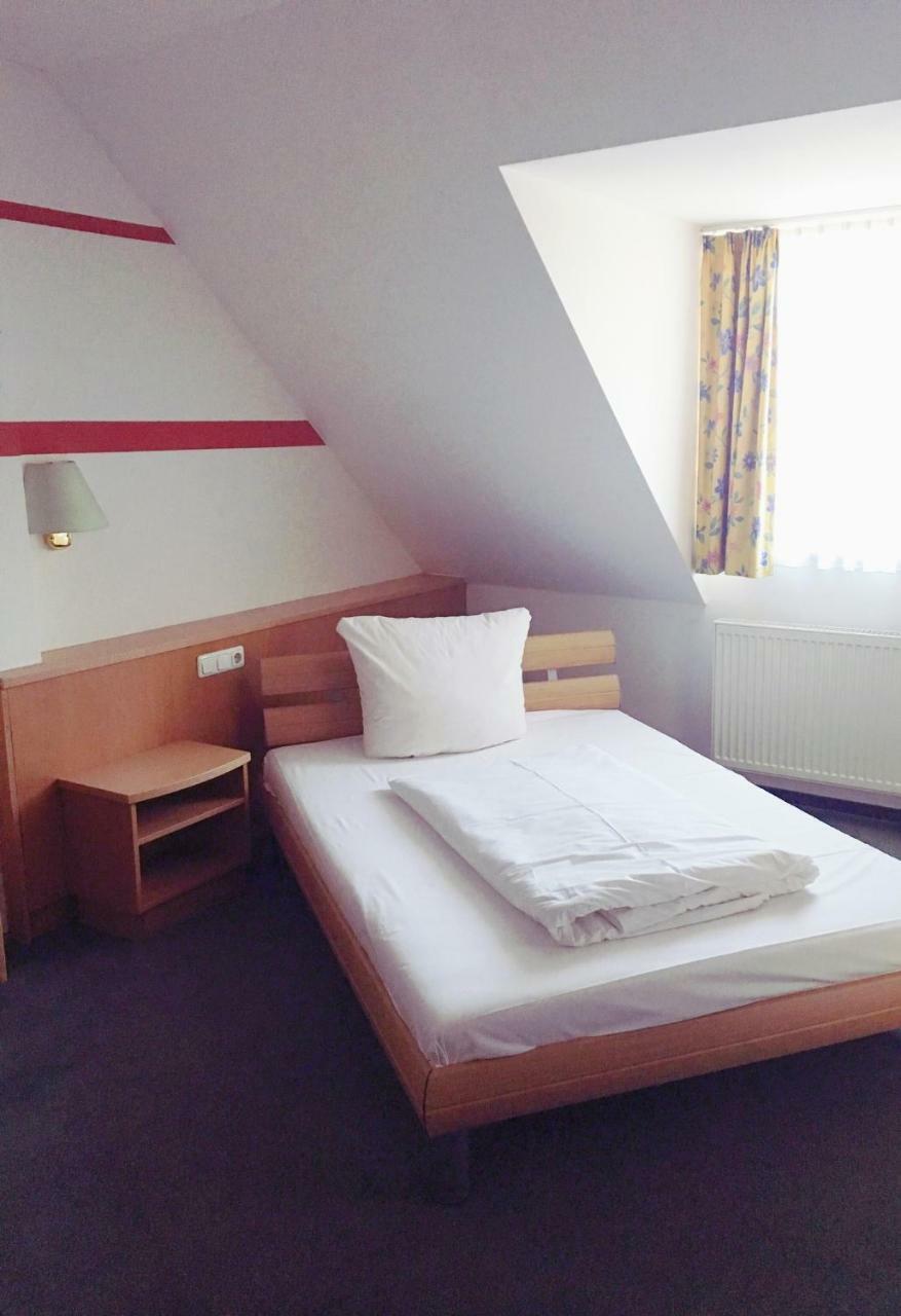 Lindenwirt Inn 2*