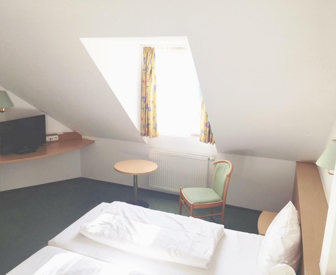 Inn Lindenwirt Denkendorf (Bavaria)